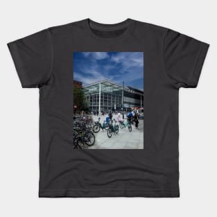 st Pancras train station Kids T-Shirt